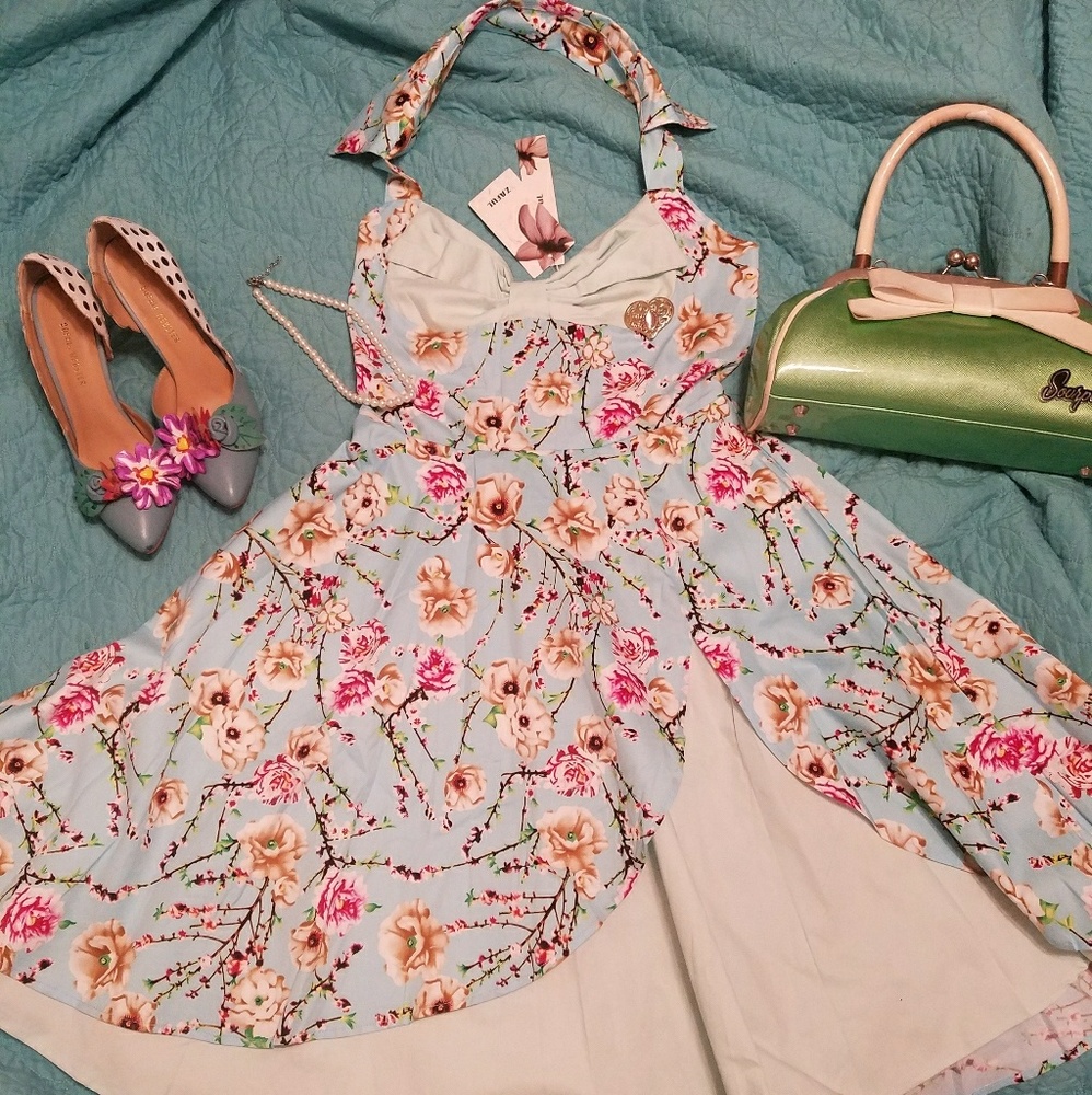 Super cute pinup style swing dress